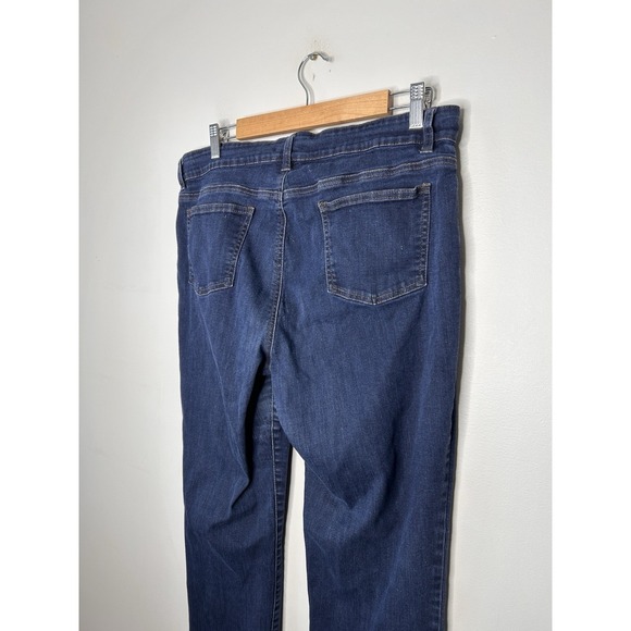 Eileen Fisher Stretch Cotton Blue Medium Wash Straight Leg Jeans Size 14 - Picture 6 of 9